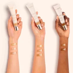 Clarins - Skin Illusion Tinted Moisturizer SPF25