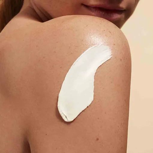 Clarins - SUNCARE Crème Solaire Jeunesse Très Haute Protection SPF 50+ Protection solaire Corps UVA/UVB 50+ 150 ml