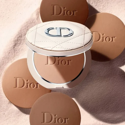 Dior - Dior Forever Natural Bronze - Poudre bronzante bonne mine 95 % de pigments d'origine minérale