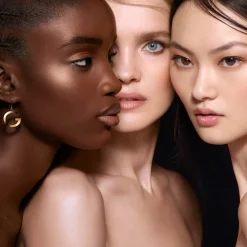 Guerlain - Parure Gold Skin Control - Fond De Teint Compact Haute Perfection & Matité