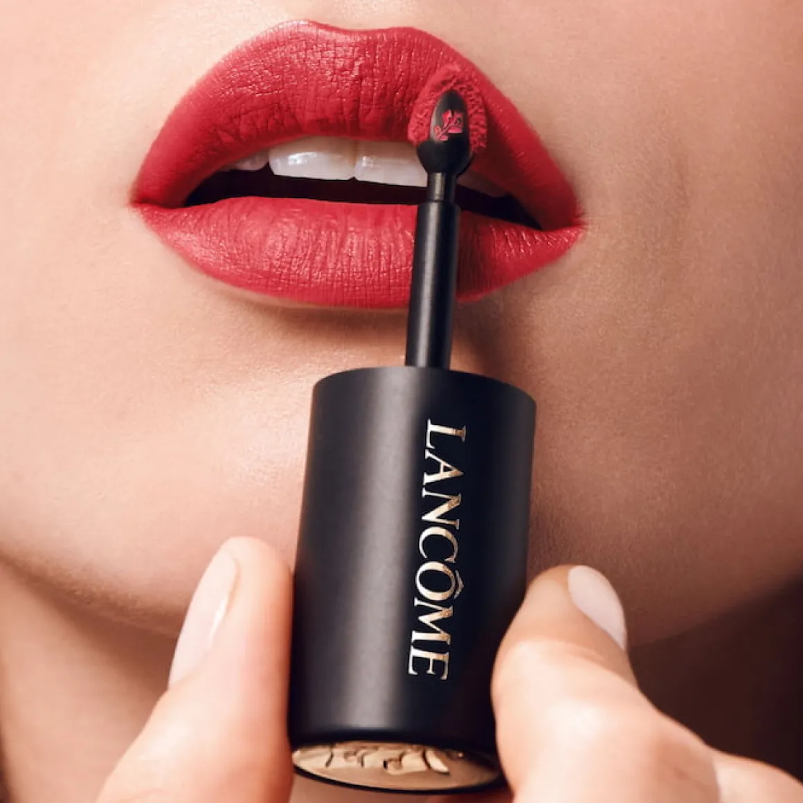 Lancôme - L'Absolu Rouge Drama Ink - Encre à Lèvres Semi-Mate Longue Tenue